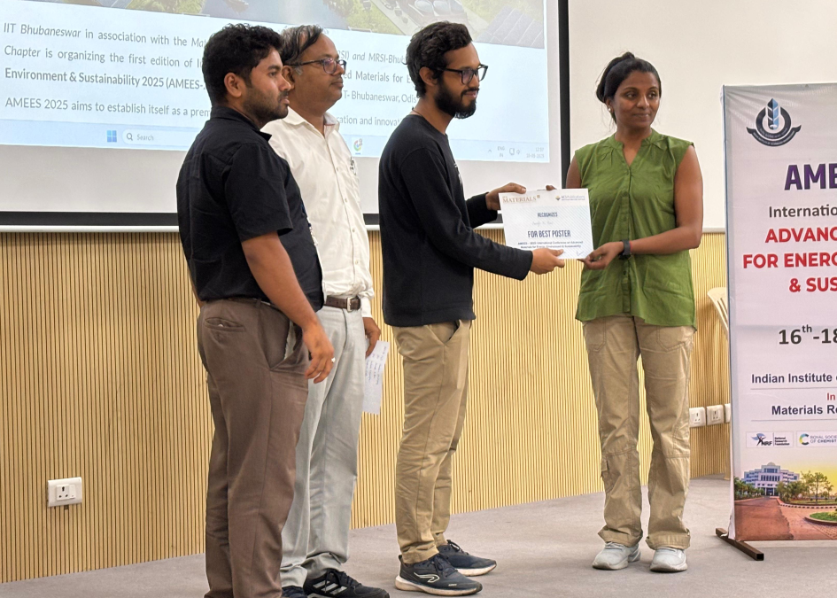 Amogh K Ravi receives the Best Poster Award at AMEES 2025